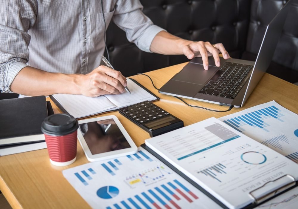 businessman-accountant-working-audit-and-calculating-expense-financial-annual-financial-report.jpg businessman-accountant-working-audit-and-calculating-expense-financial-annual-financial-report.jpg